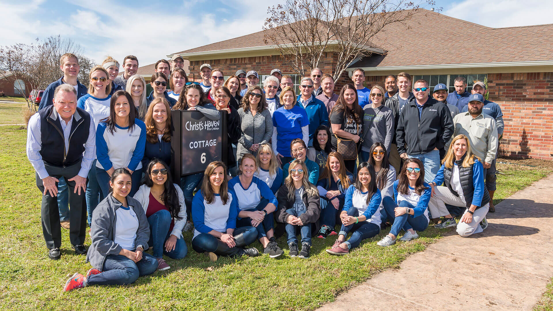 Hillwood volunteers gather at Christ’s Haven children’s home.