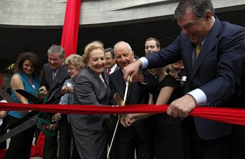 Ross Perot Sr. and his wife Margot cut a ribbon to open the Perot Museum of Nature and Science in Dallas.